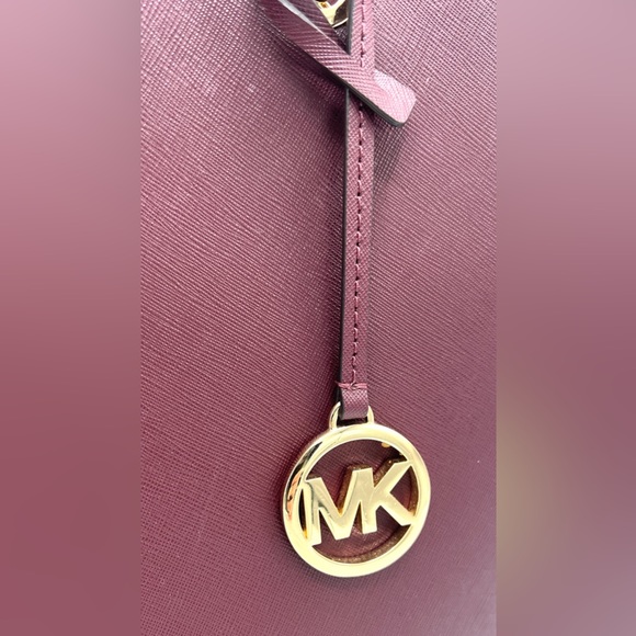 Michael Kors Susannah Tote - Picture 11 of 14